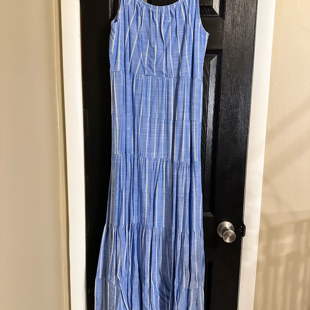 Elegant Blue Maxi Dress